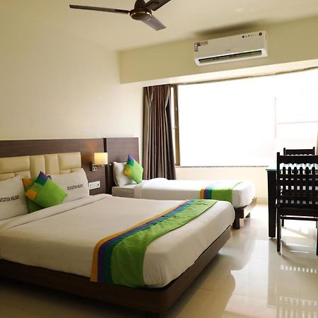 Staycation Holiday Navi Mumbai Eksteriør billede