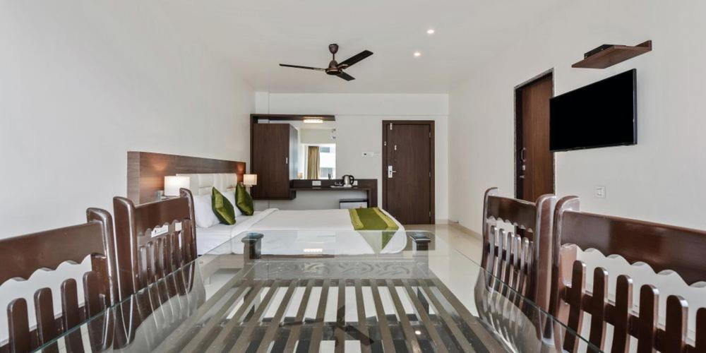 Staycation Holiday Navi Mumbai Eksteriør billede