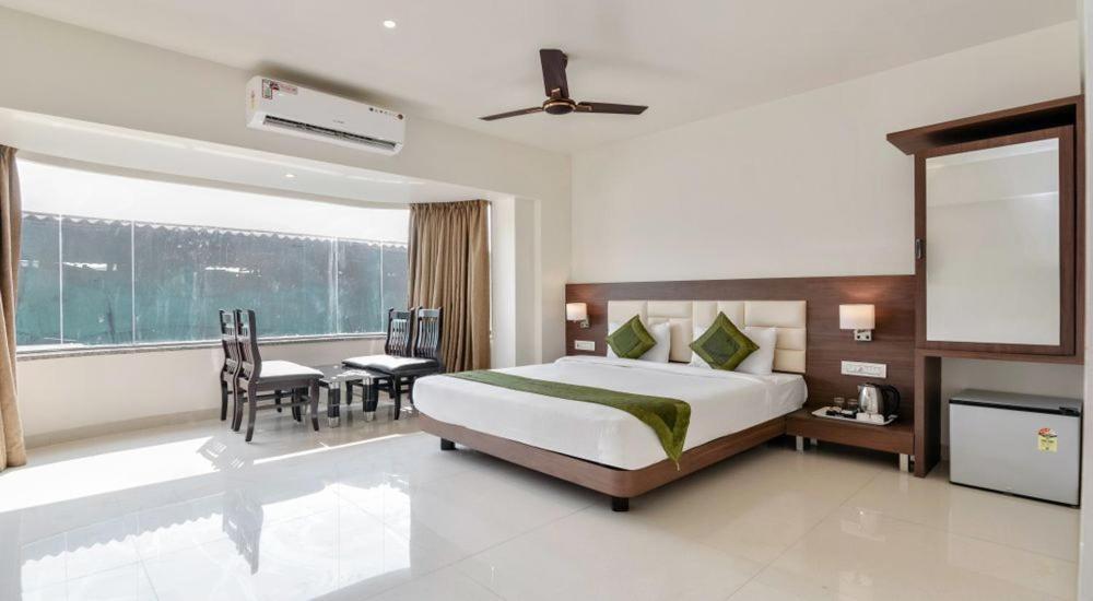 Staycation Holiday Navi Mumbai Eksteriør billede