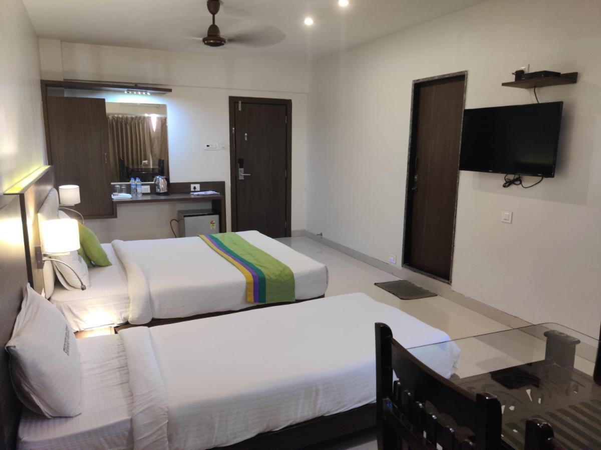 Staycation Holiday Navi Mumbai Eksteriør billede