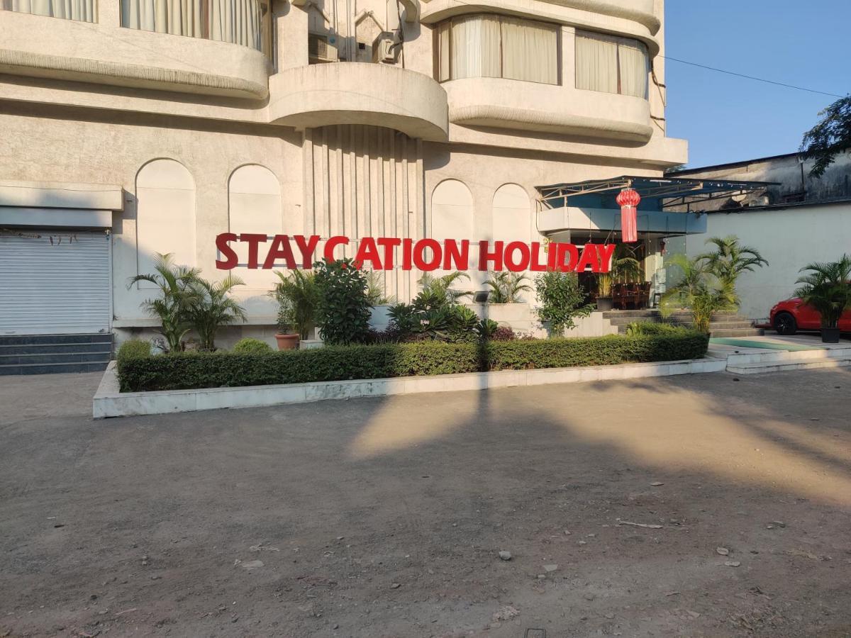 Staycation Holiday Navi Mumbai Eksteriør billede